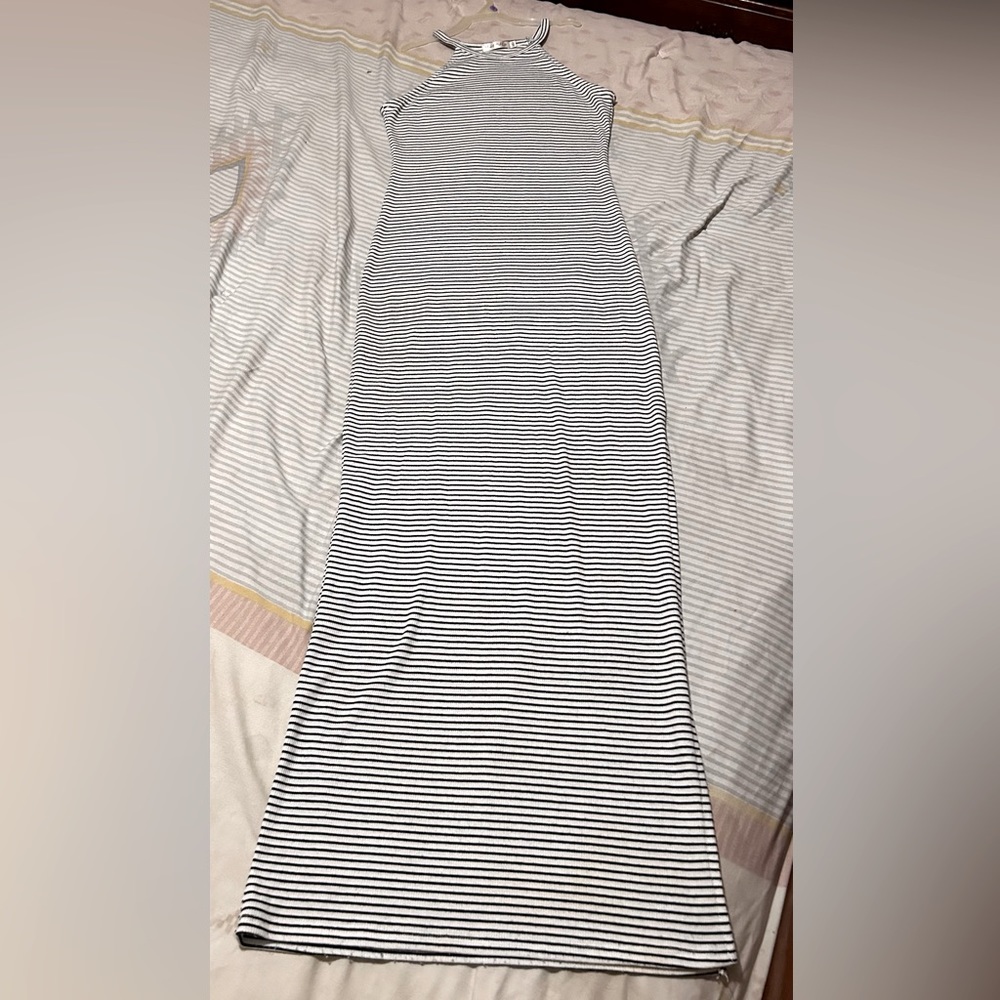 Heart & Hips maxi dress size small